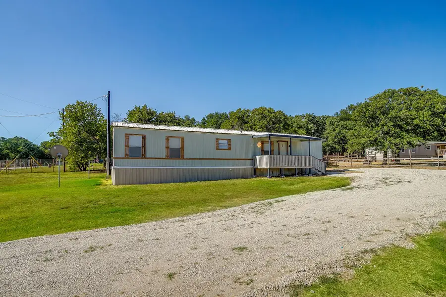 173 Briar Oaks Drive, Azle, TX 76020 - #3