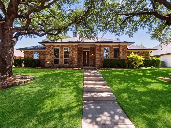 10216 Shadow Way, Dallas, TX 75243