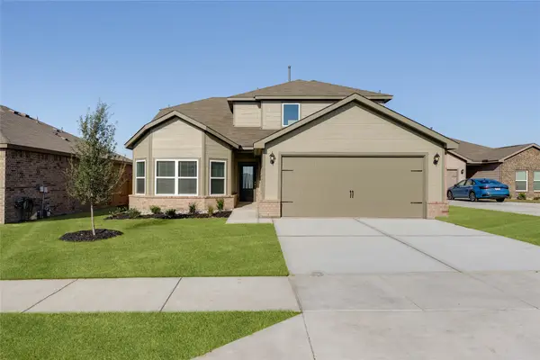 11117 Santana Drive, Fort Worth, TX 76108