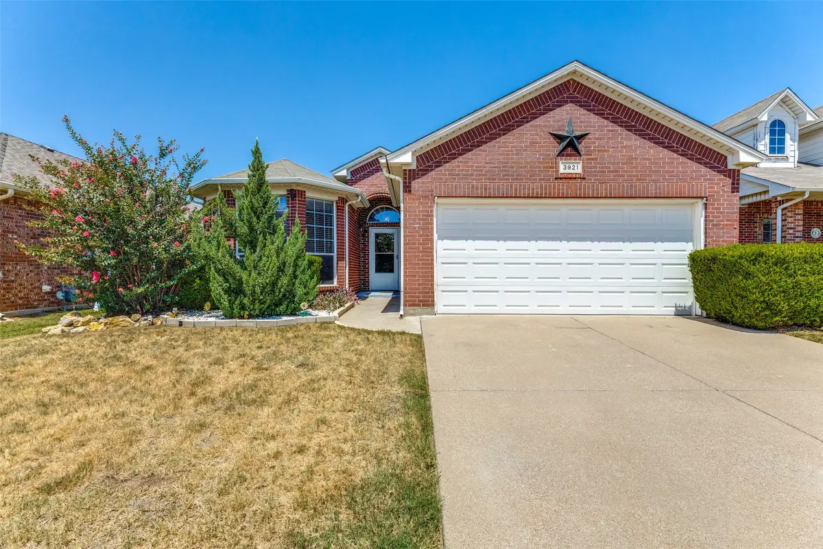 3921 Old Richwood Lane, Fort Worth, TX 76244 - #1