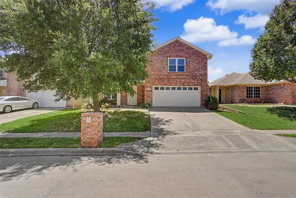 9941 Sparrow Hawk Lane, Fort Worth, TX 76108