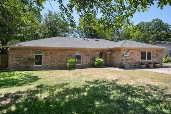 401 Hutson Drive, Corsicana, TX 75110