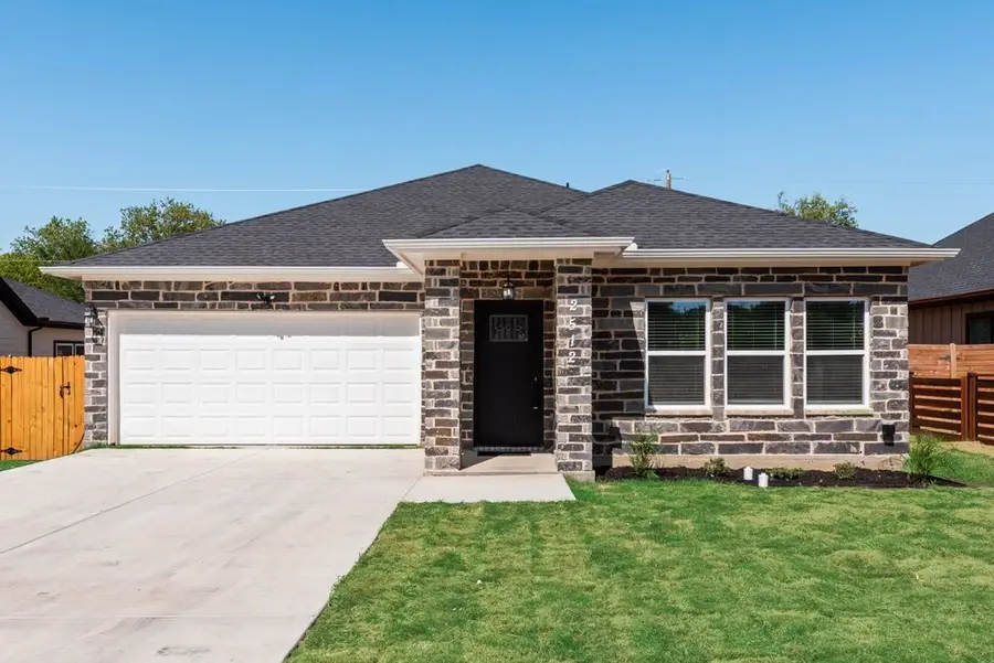 2512 Sheraton Drive, Fort Worth, TX 76105 - #2