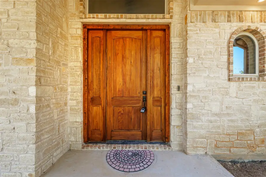 223 E Bay Drive, Bridgeport, TX 76426 - #2