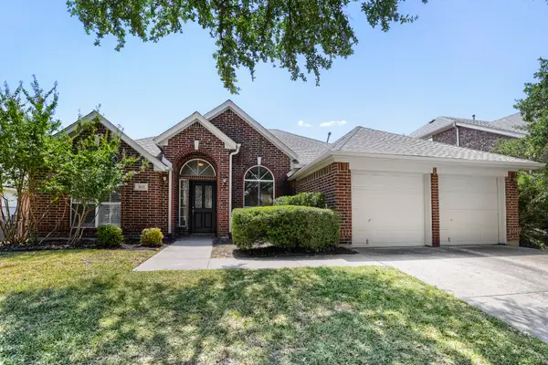 3632 Stone Creek Lane S, Fort Worth, TX 76137