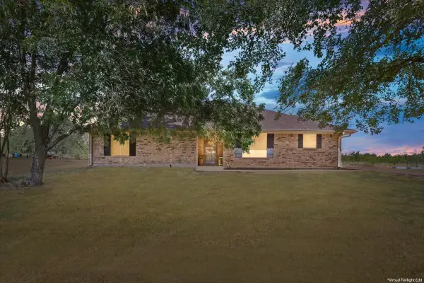 909 Mcclintic Drive, Groesbeck, TX 76642