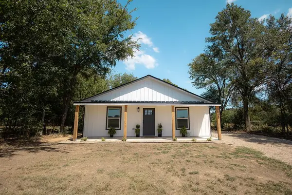 1955 Vz County Road 2144, Wills Point, TX 75169