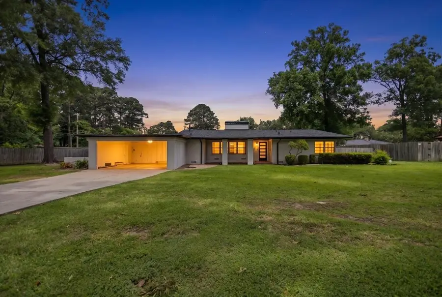 1007 Lincoln Drive, Longview, TX 75604 - #2