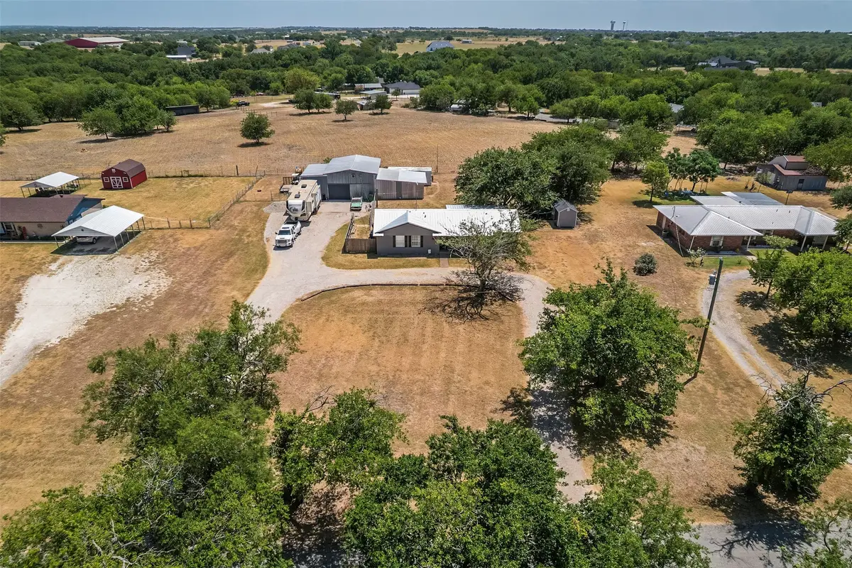 472 Cox Road, Waxahachie, TX 75167 - #1