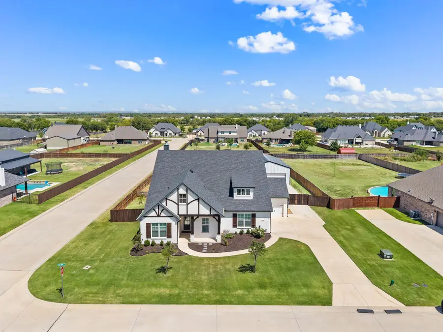 8908 Lazy Oak Drive, Justin, TX 76247 - #2