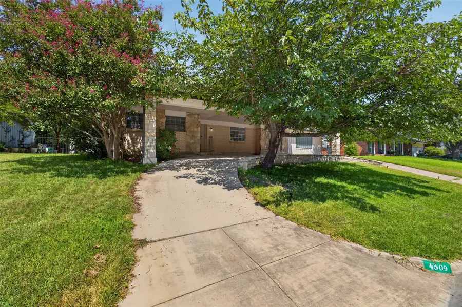 4509 Starlight Drive, Haltom City, TX 76117 - #3