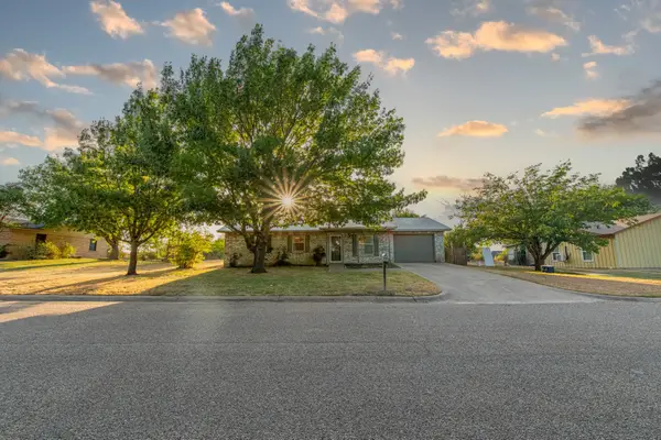 510 S Williams Street, Hamilton, TX 76531