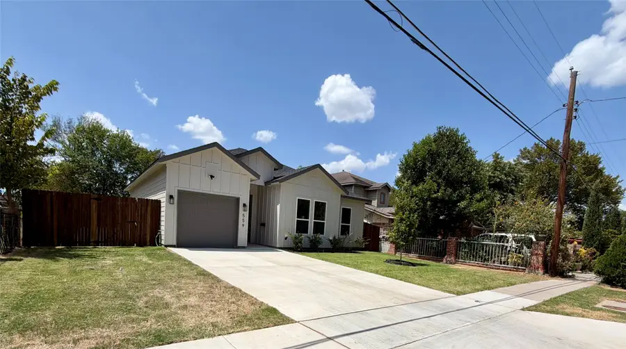 559 Pleasant Vista Drive, Dallas, TX 75217 - #2