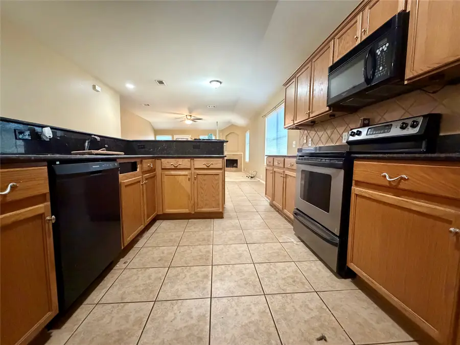 4005 Shiraz Drive, Argyle, TX 76226 - #2