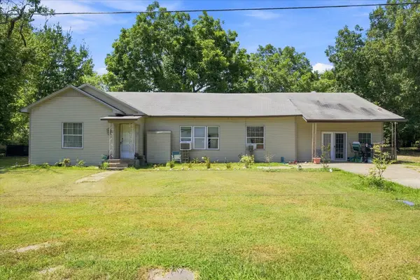 112 S Fm 44, Annona, TX 75550