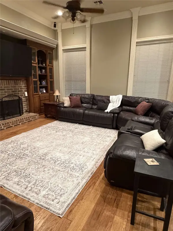 12881 Winding Oak, Lindale, TX 75771