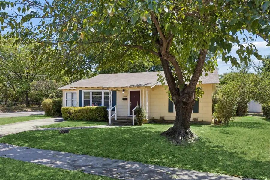 1318 Coit Street, Denton, TX 76201 - #2