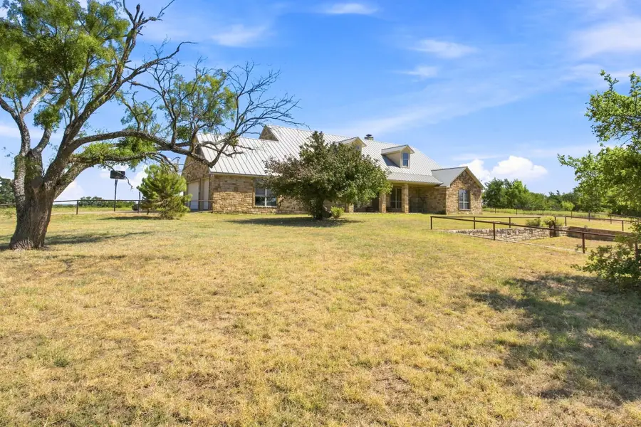 4350 Village Bend Road, Mineral Wells, TX 76067 - #3