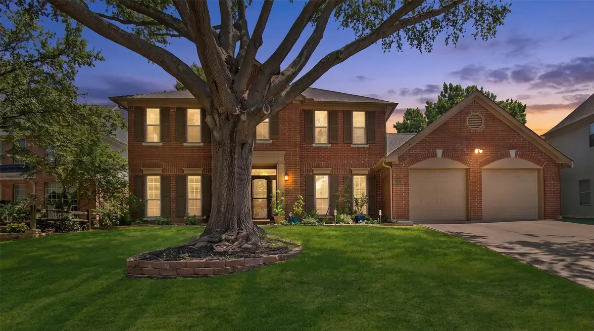 1086 Woodbriar Drive, Grapevine, TX 76051 - #1