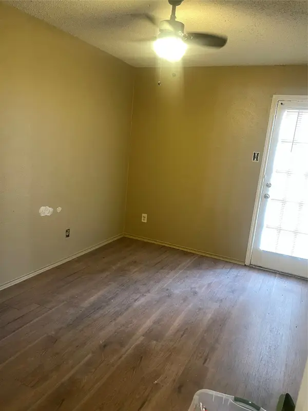 9520 Royal Lane #121, Dallas, TX 75243