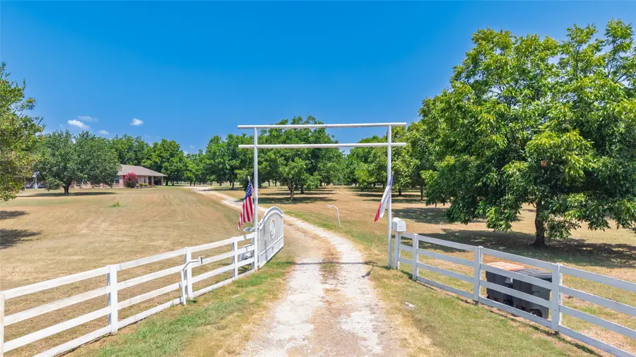 4886 White Rock, Lone Oak, TX 75453 - #2