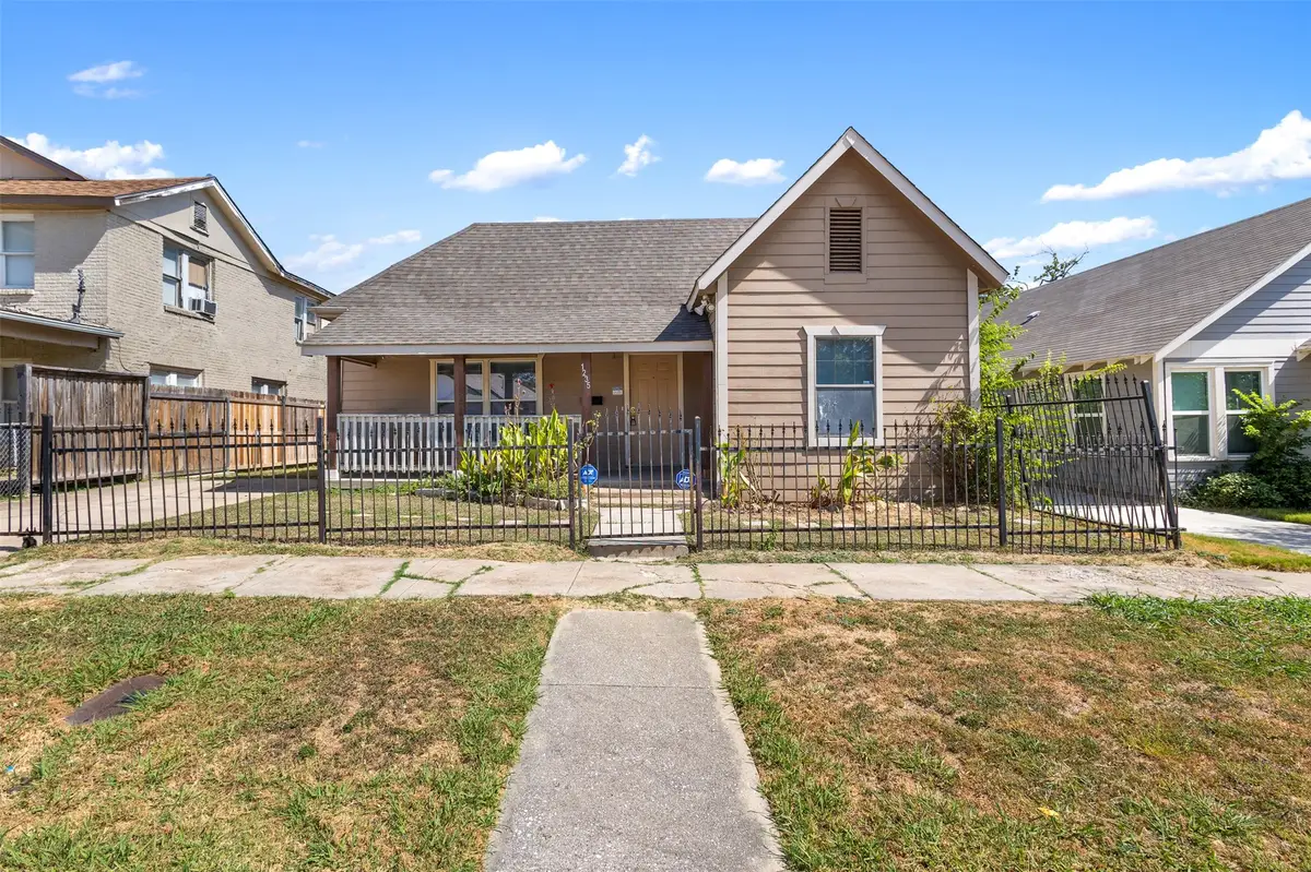 1235 E Leuda Street, Fort Worth, TX 76104 - #1