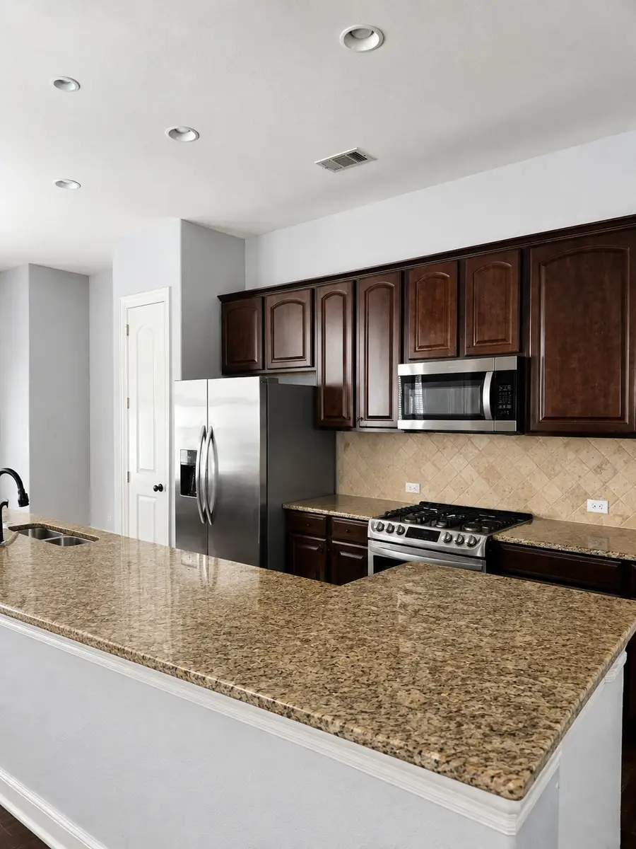 627 Senda #58, Irving, TX 75039 - #2