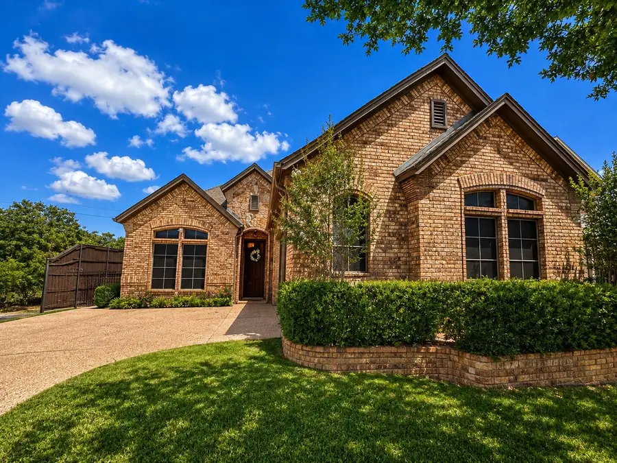 5801 Mira Lago Lane, Arlington, TX 76017 - #2