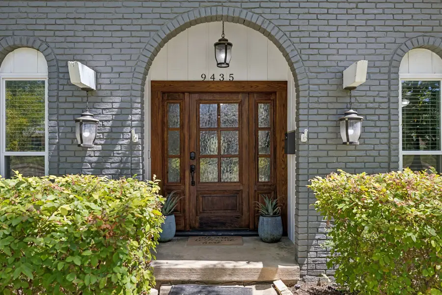 9435 Hunters Creek Drive, Dallas, TX 75243 - #2
