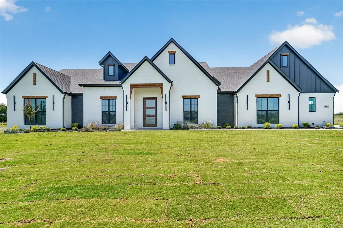 6911 Eagle Creek Drive, Godley, TX 76044 - #1