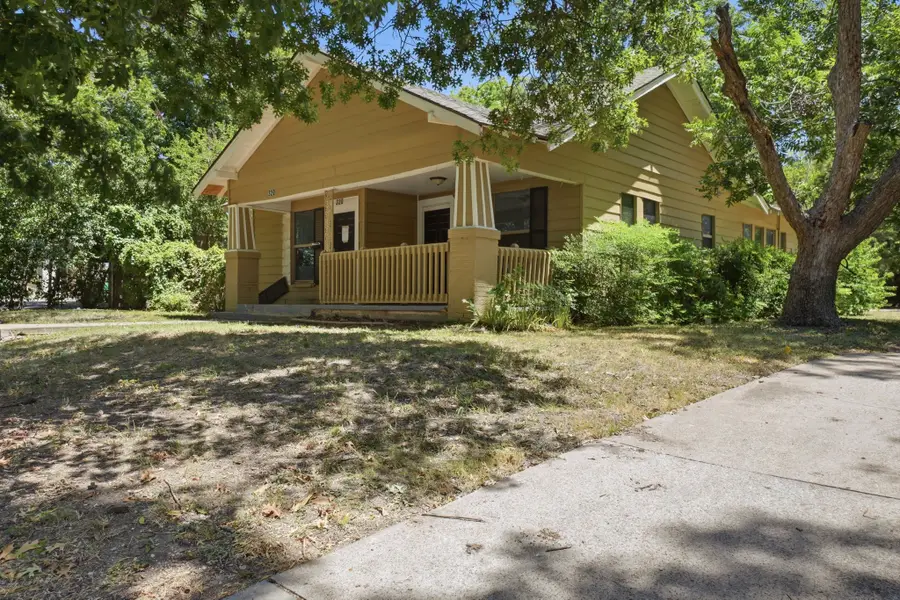 320 Kirven Avenue, Waxahachie, TX 75165 - #3
