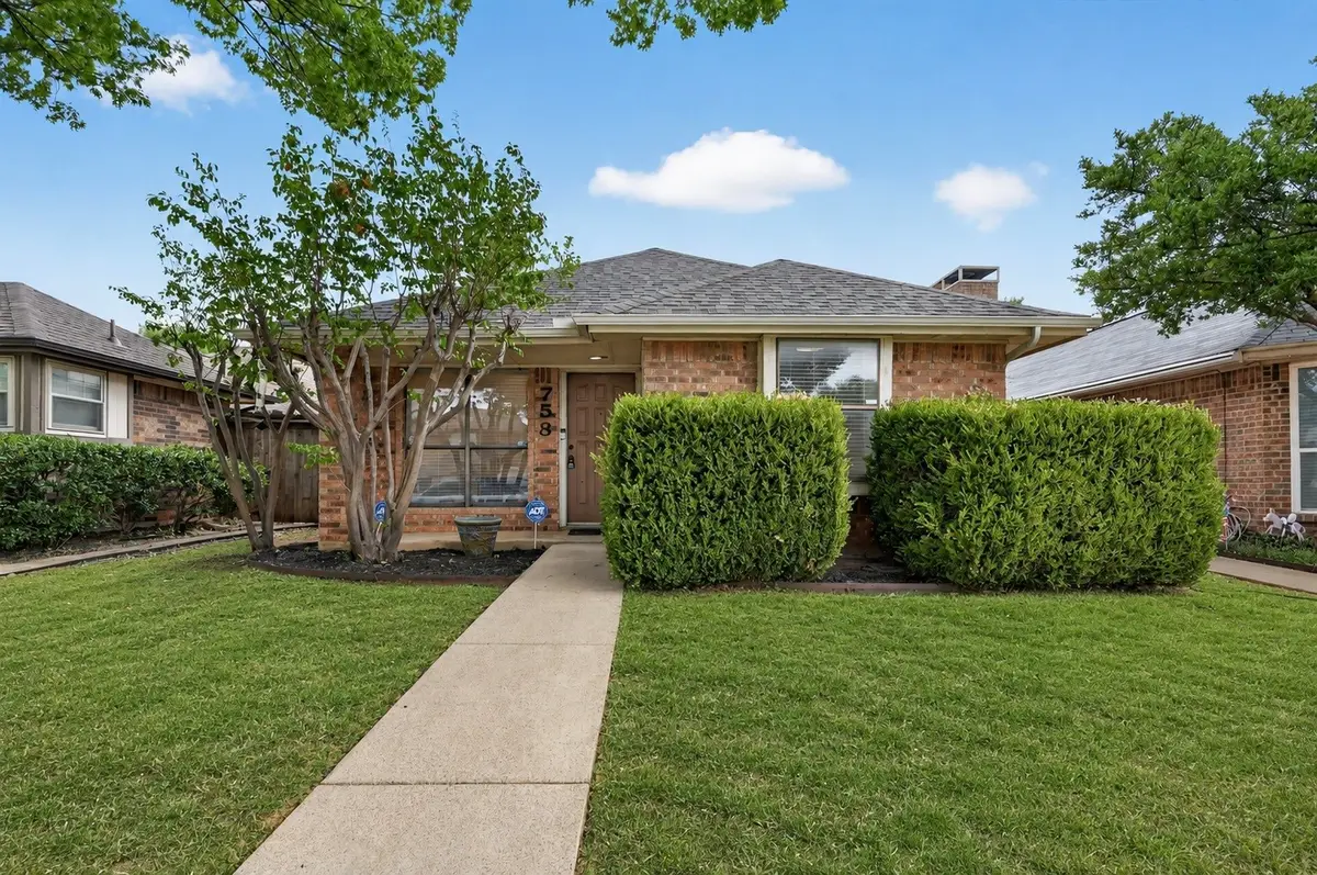 753 Red Oak Drive, Lewisville, TX 75067 - #1