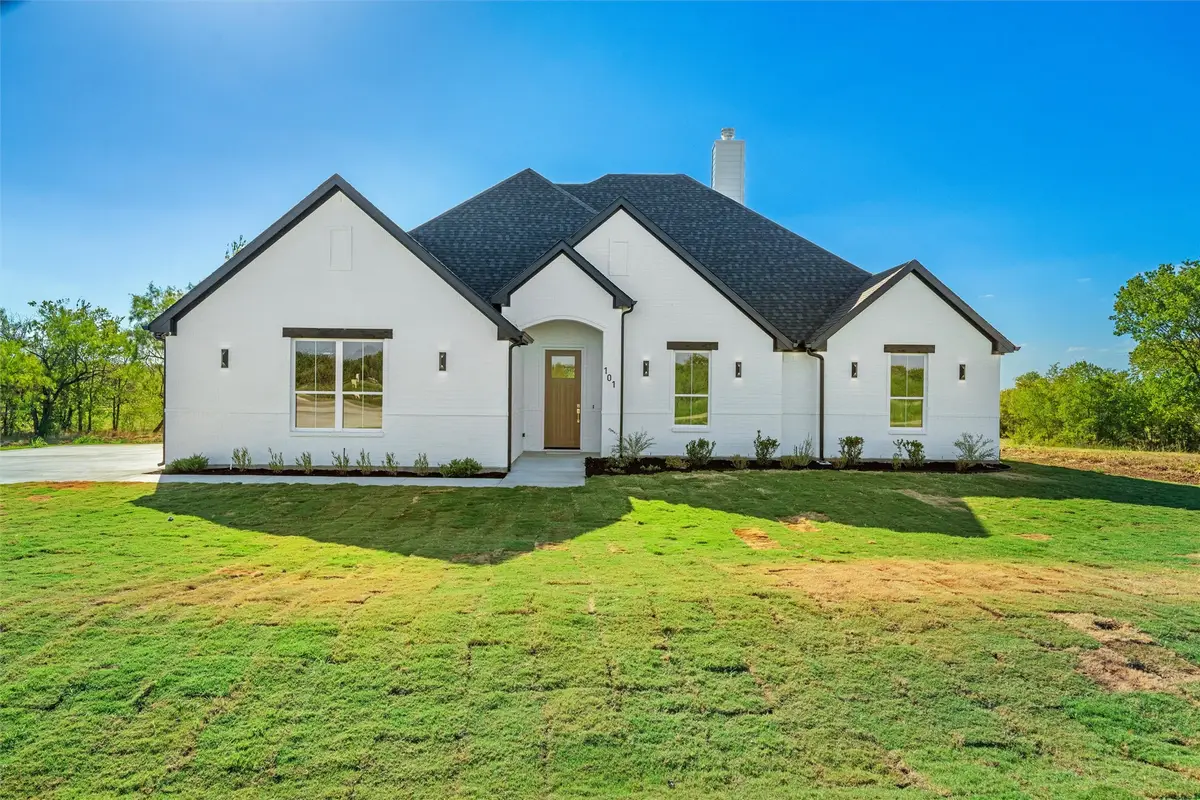 101 Barefoot Bay Boulevard, Corsicana, TX 75109 - #1