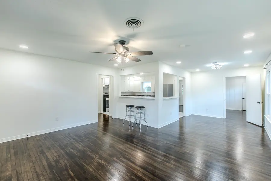 2200 N 52nd Street, Waco, TX 76710 - #3