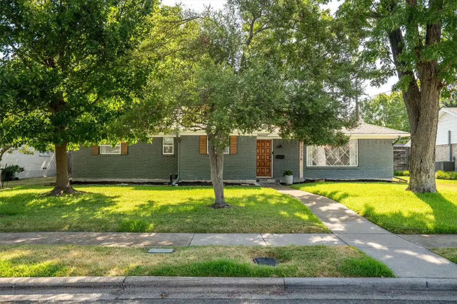 13226 Veronica Road, Farmers Branch, TX 75234 - #2
