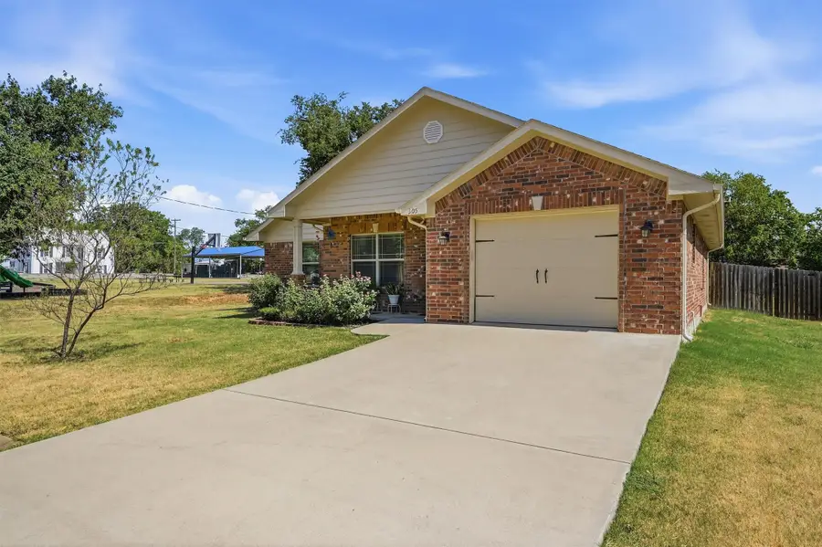 305 E Bonham, Tom Bean, TX 75489 - #2