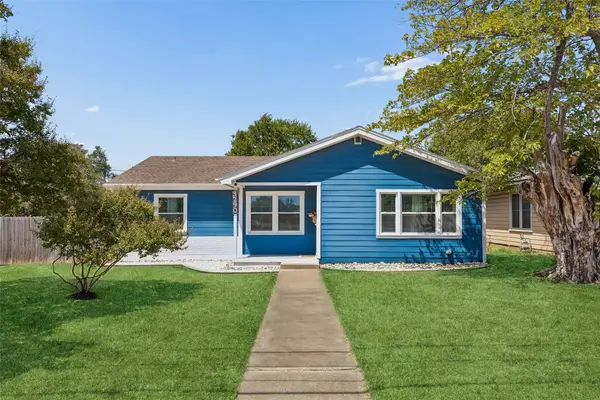 3290 Olive Place, Fort Worth, TX 76116