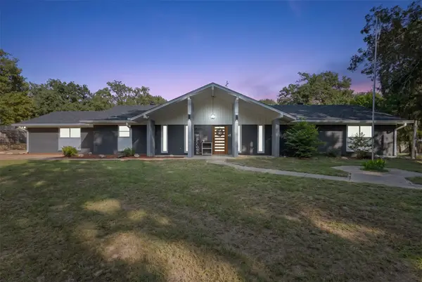 6947 Fm 2494, Athens, TX 75751