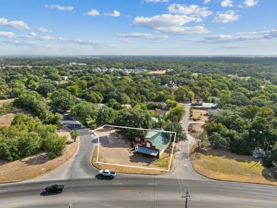 6401 Rock Creek Road, Waco, TX 76708 - #2