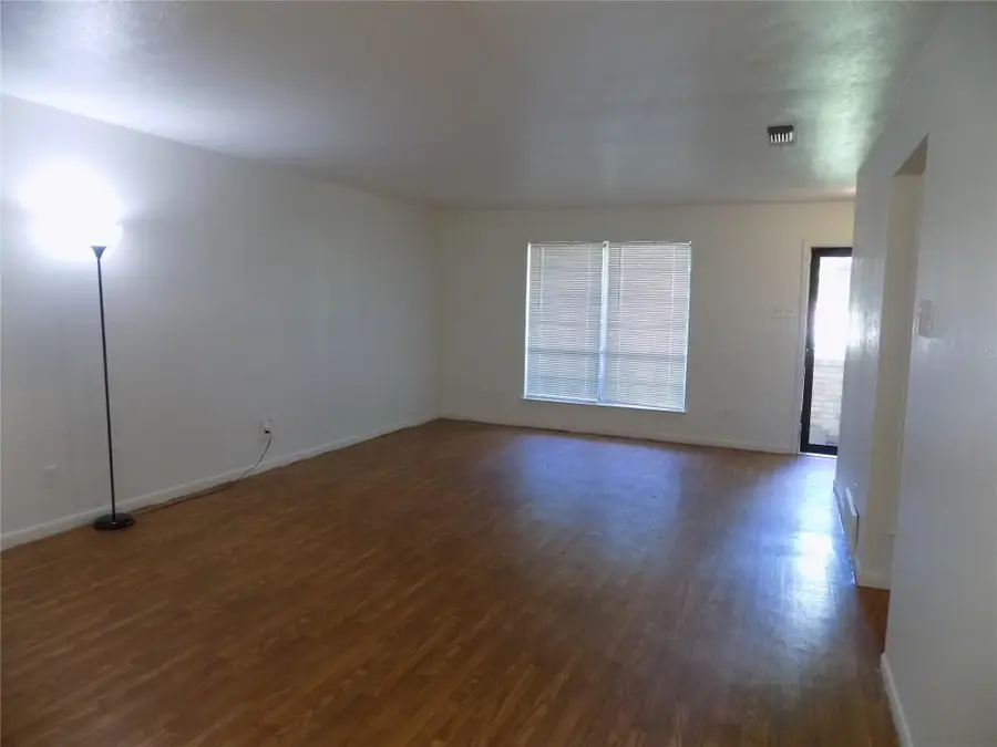 1763 Meadow Crest Lane, Duncanville, TX 75137 - #2