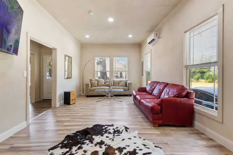 314 N Harding Street, Fort Worth, TX 76102 - #2
