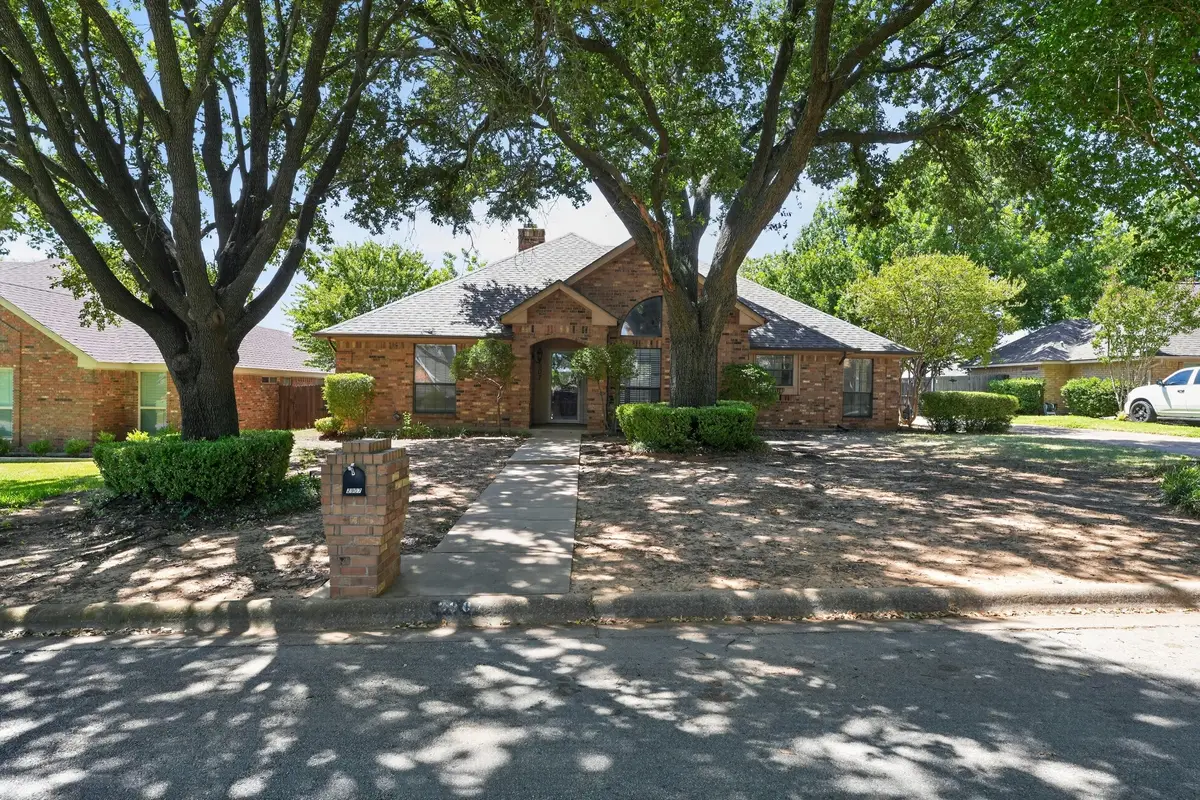 2907 Trail Lake Drive, Grapevine, TX 76051 - #1
