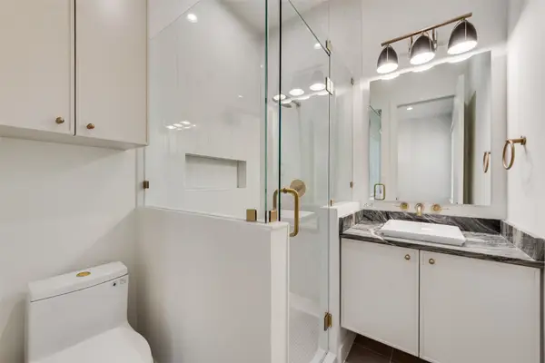 6411 Royal Lane, Dallas, TX 75230