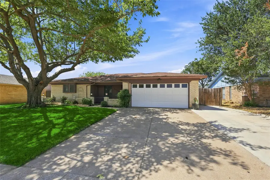 3113 Mossy Oak Lane, Bedford, TX 76021 - #3