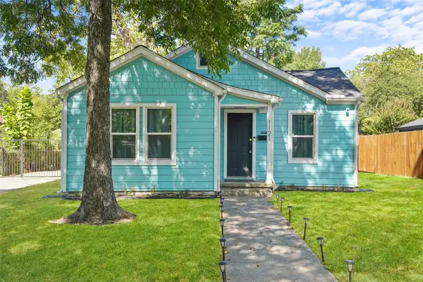 1121 Hudgins Avenue, Fort Worth, TX 76111
