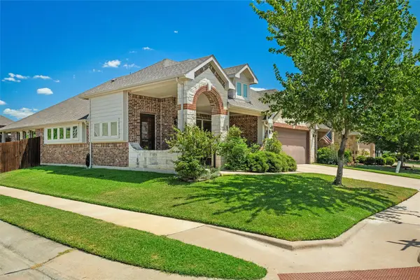 116 Cimmaron Court, Alvarado, TX 76009