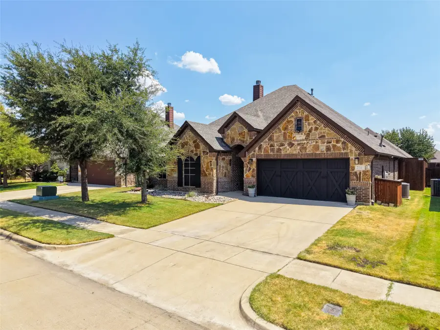 2749 Buffalo Run, Burleson, TX 76028 - #2