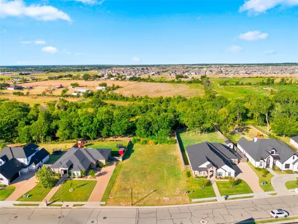 10245 Creekside Lane, Waco, TX 76712