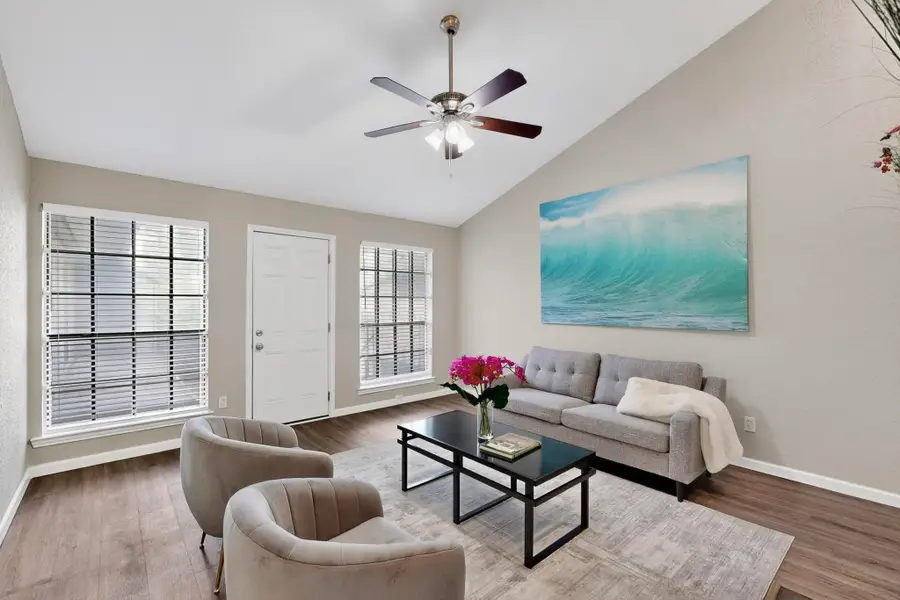 218 N Beacon Street #108, Dallas, TX 75214 - #2