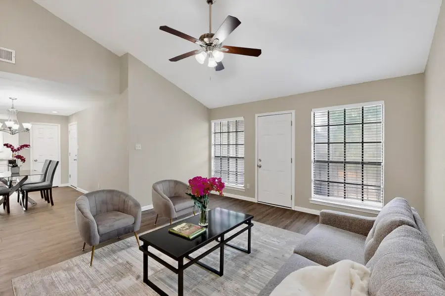 218 N Beacon Street #108, Dallas, TX 75214 - #3